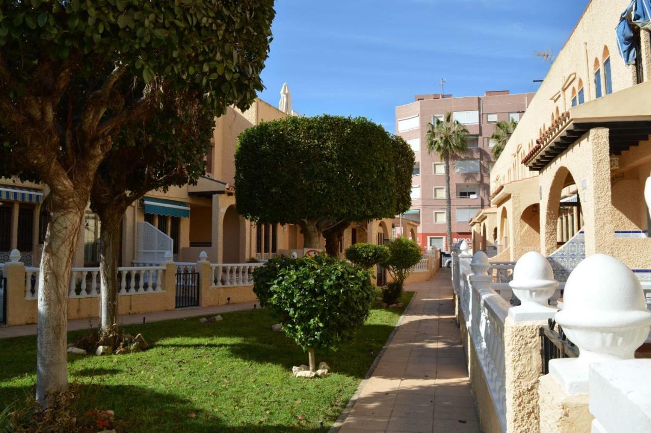 Casa Torrevieja La Mata Villa Buitenkant foto